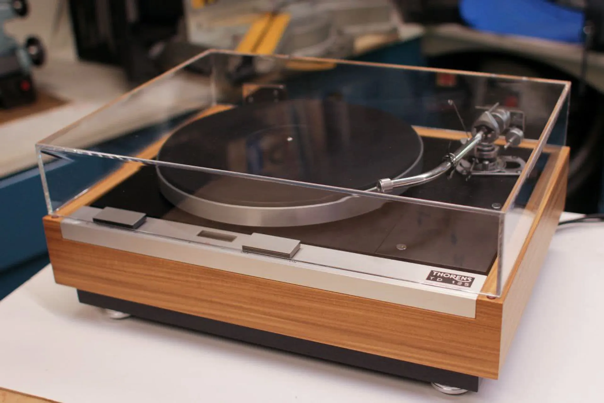 Thorens TD125