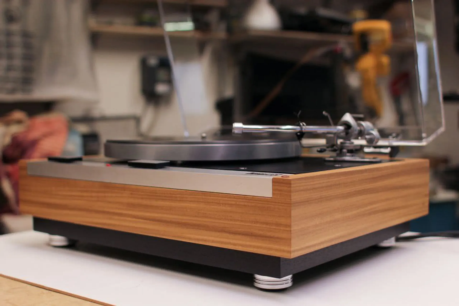 Thorens TD125